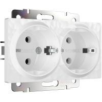 rozetka-dvoynaya-s-zazemleniem-belyy-w1272001-a052019_0001